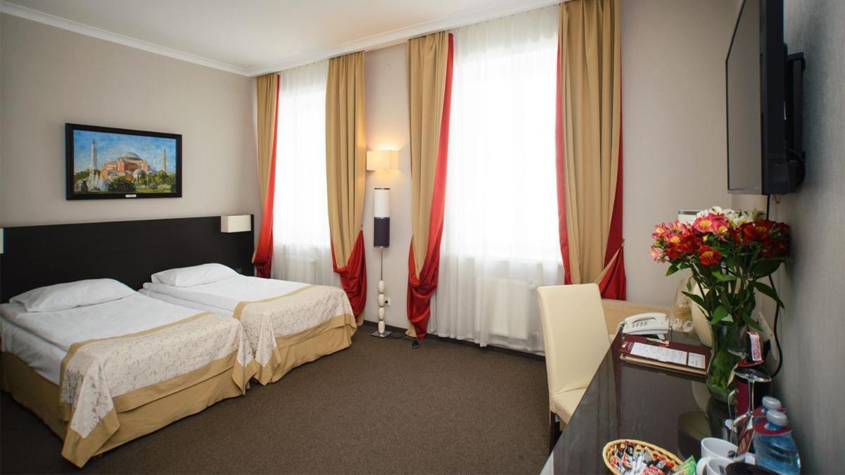 Optima Collection Kharkiv Hotel Esterno foto