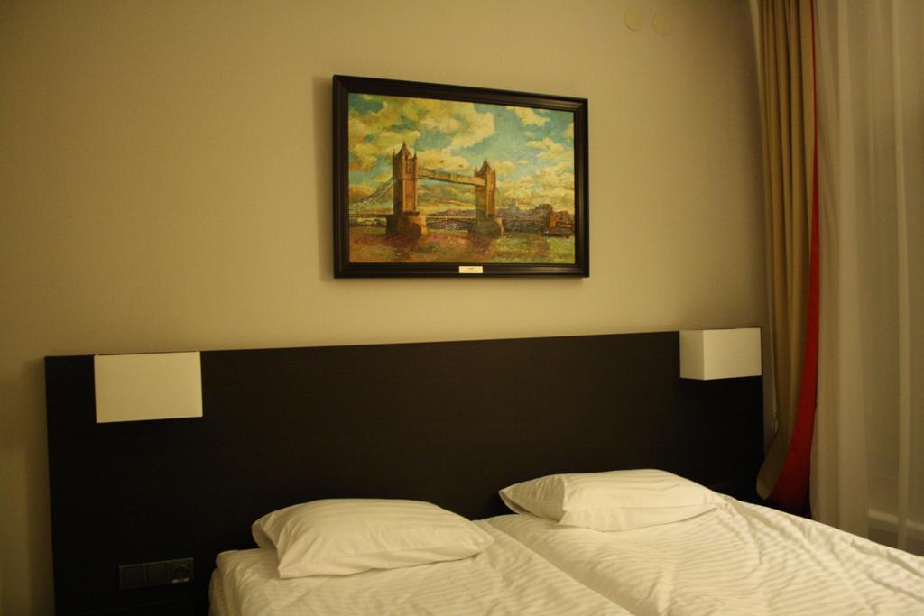 Optima Collection Kharkiv Hotel Esterno foto