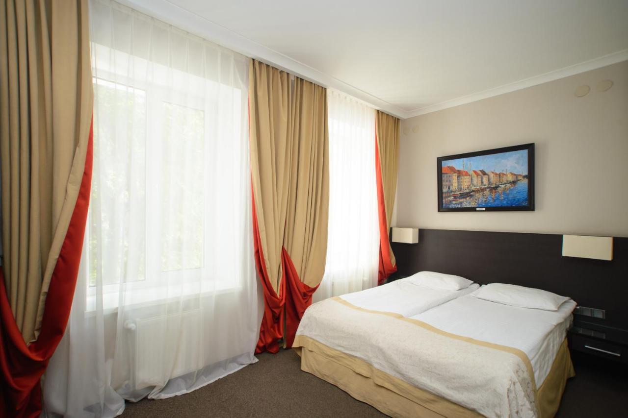 Optima Collection Kharkiv Hotel Esterno foto